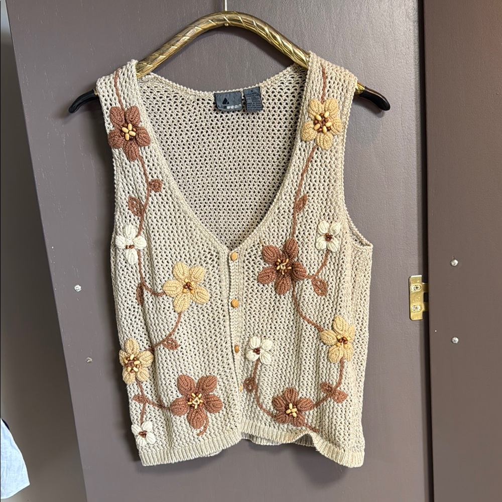 Vintage Linen blend Floral Knit Vest with wooden Button Closure